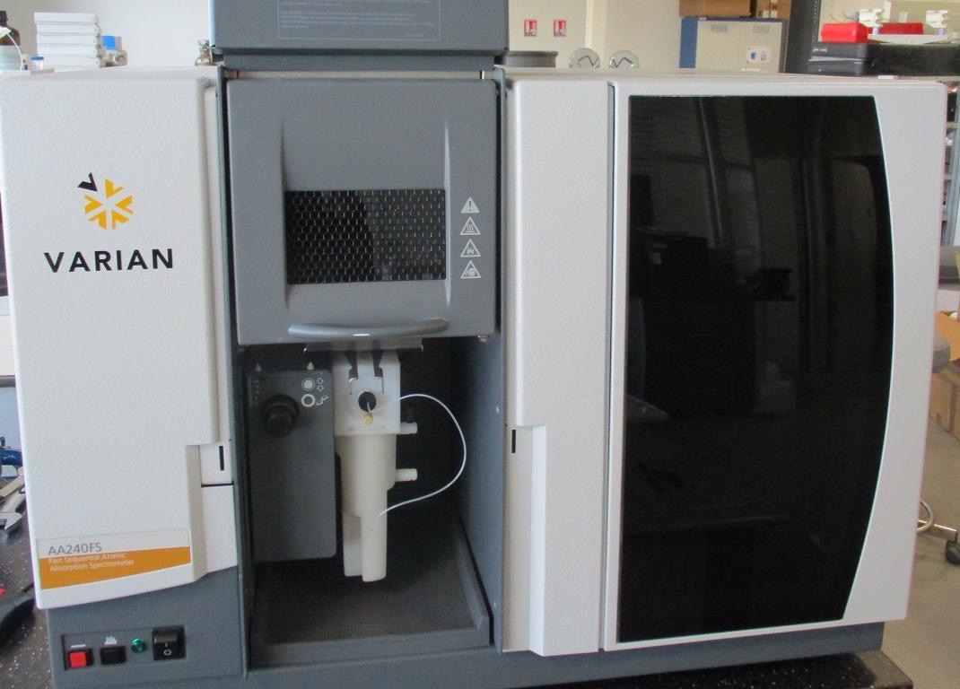 atomic absorption varian spectraa 240