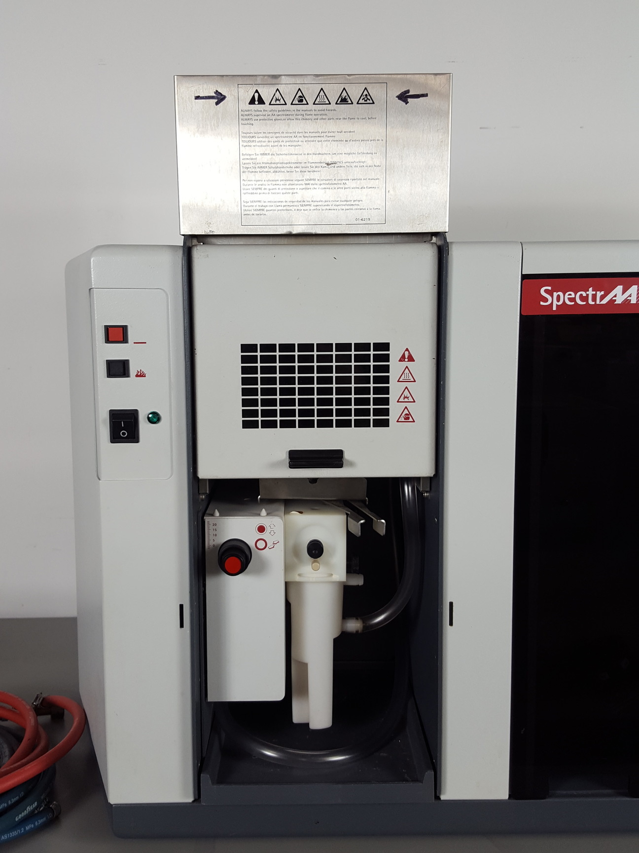 https://sadrapzh.com/product/atomic-absorption-varian-spectraa-250/