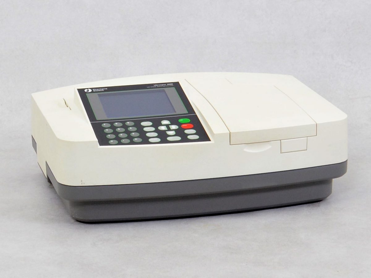 اسپکتروفتومتر Amersham مدل Ultrospec 3000